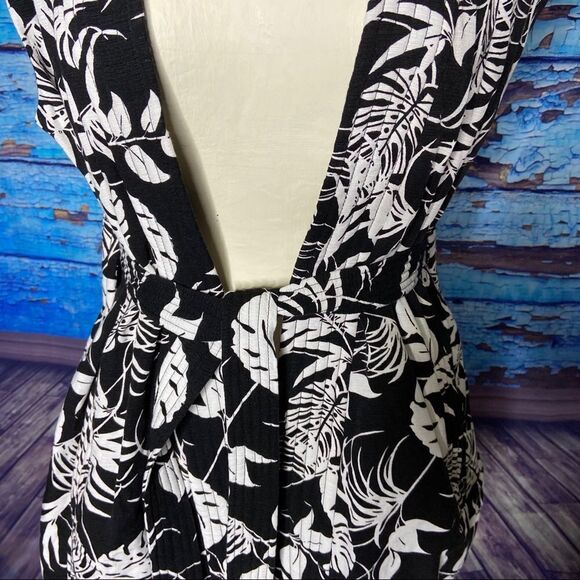 Vince Camino tropical vest small black white - Picture 6 of 9